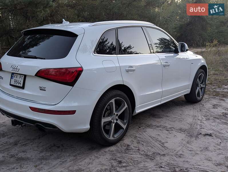 Позашляховик / Кросовер Audi Q5 2015 в Києві