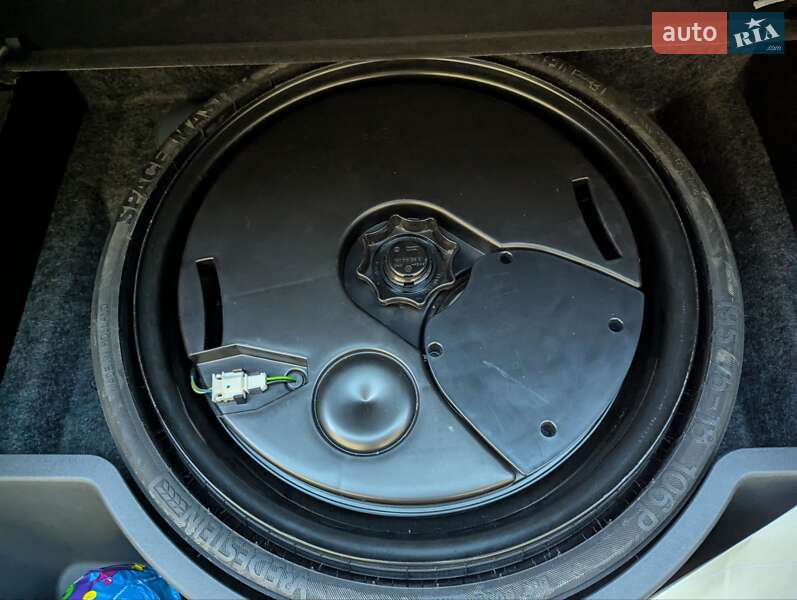 Позашляховик / Кросовер Audi Q5 2015 в Києві