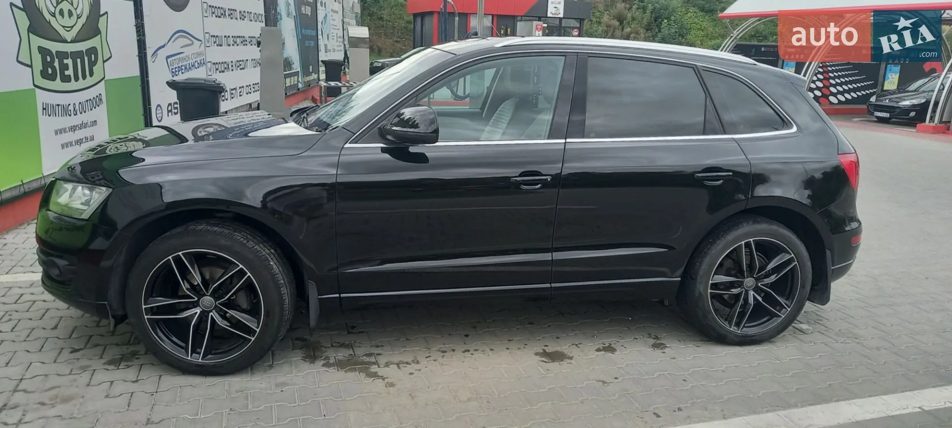 Audi Q5 2010 VIN WAUZZZ8R6BA010420 фото оголошення 10 з 22