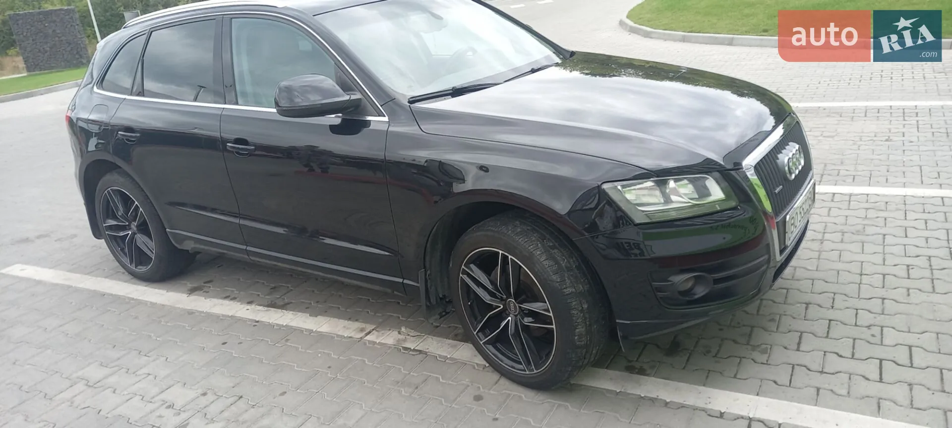 Audi Q5 2010 VIN WAUZZZ8R6BA010420 фото оголошення 11 з 22