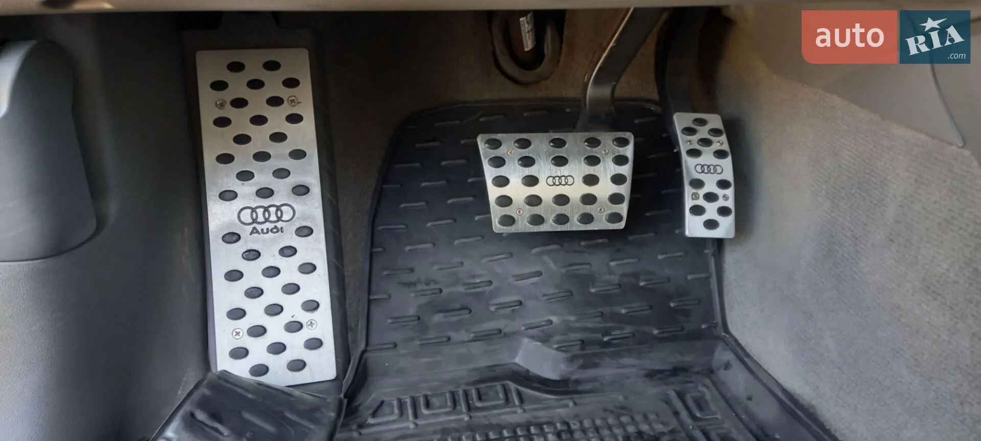 Audi Q5 2010 VIN WAUZZZ8R6BA010420 фото оголошення 15 з 22