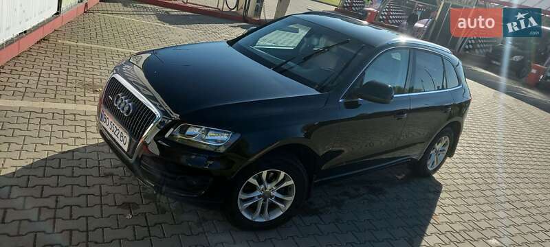 Позашляховик / Кросовер Audi Q5 2010 в Тернополі