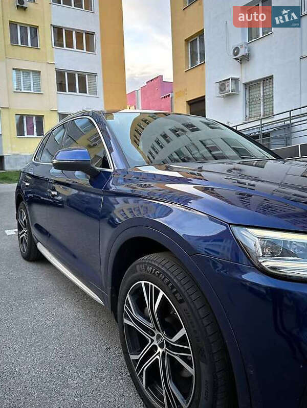 Позашляховик / Кросовер Audi Q5 2018 в Львові фото Позашляховик / Кросовер Audi Q5 2018 в Львові