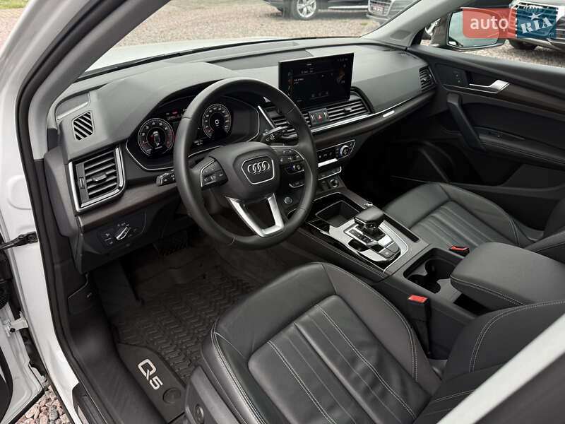 Позашляховик / Кросовер Audi Q5 2023 в Києві