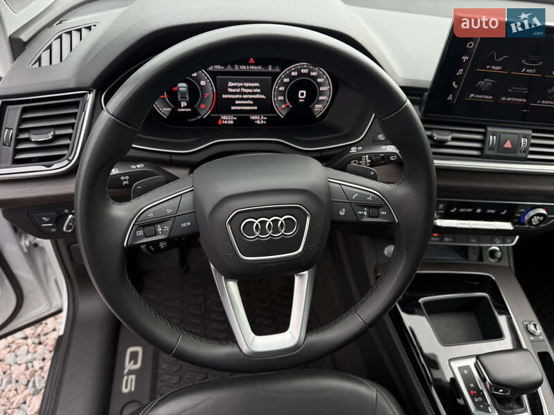 Позашляховик / Кросовер Audi Q5 2023 в Києві