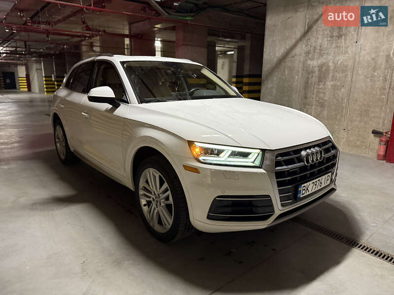 Позашляховик / Кросовер Audi Q5 2017 в Рівному фото 4 Позашляховик / Кросовер Audi Q5 2017 в Рівному