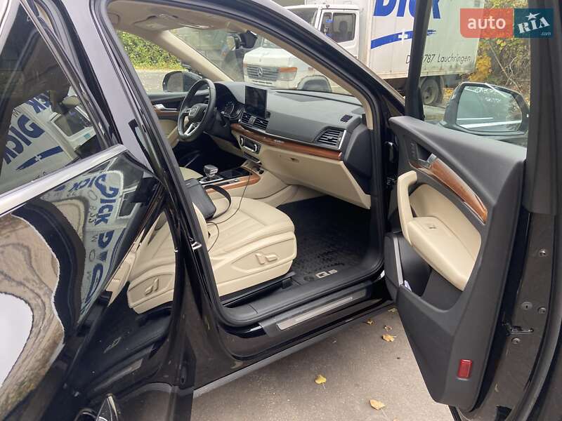 Позашляховик / Кросовер Audi Q5 2020 в Києві фото 7 Позашляховик / Кросовер Audi Q5 2020 в Києві