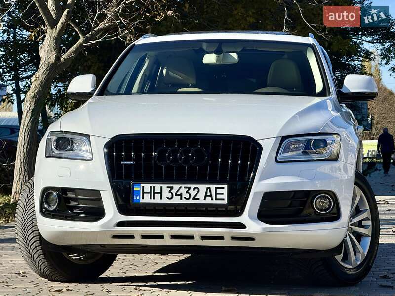 Внедорожник / Кроссовер Audi Q5 2016 в Одессе
