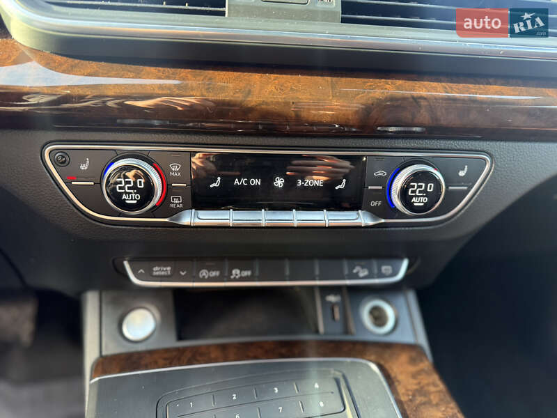 Внедорожник / Кроссовер Audi Q5 2019 в Жидачове