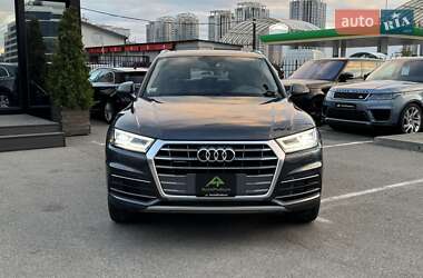 Позашляховик / Кросовер Audi Q5 2019 в Києві
