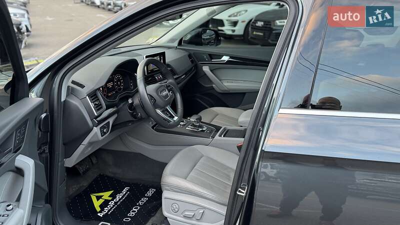 Позашляховик / Кросовер Audi Q5 2019 в Києві фото 13 Позашляховик / Кросовер Audi Q5 2019 в Києві