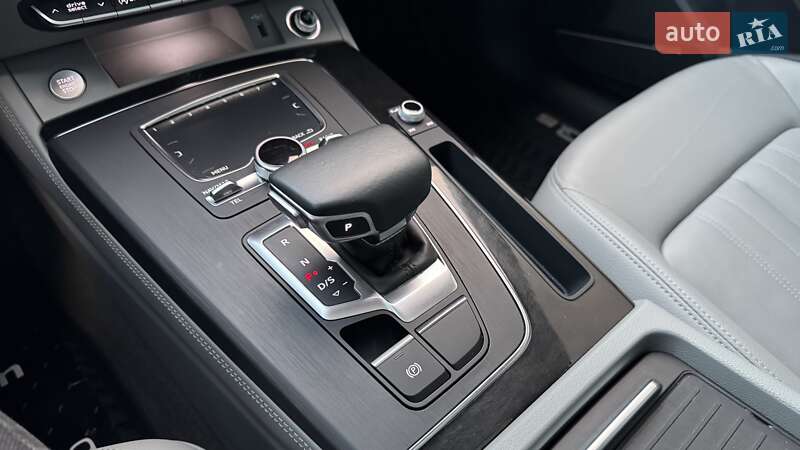 Позашляховик / Кросовер Audi Q5 2019 в Києві фото 28 Позашляховик / Кросовер Audi Q5 2019 в Києві