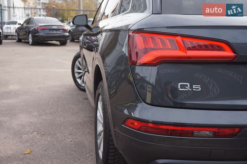 Позашляховик / Кросовер Audi Q5 2019 в Одесі фото 74 Позашляховик / Кросовер Audi Q5 2019 в Одесі