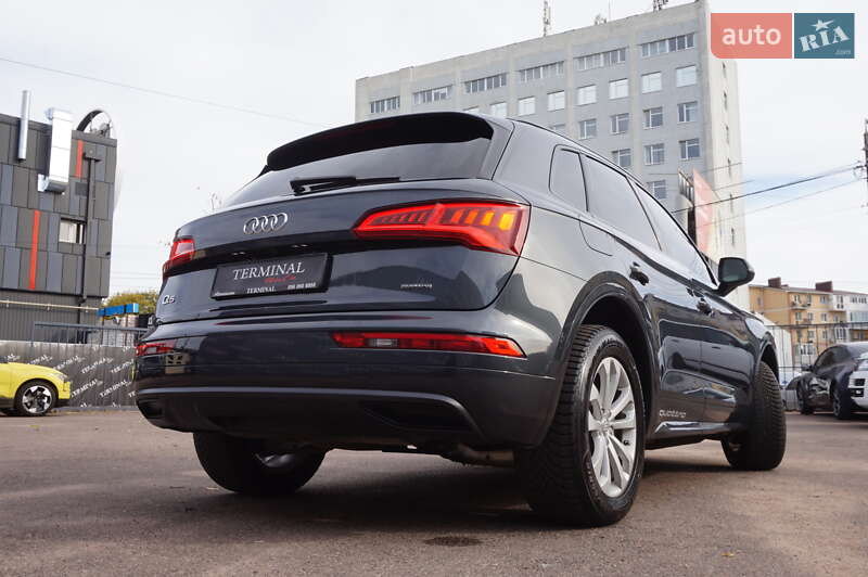 Позашляховик / Кросовер Audi Q5 2019 в Одесі фото 75 Позашляховик / Кросовер Audi Q5 2019 в Одесі