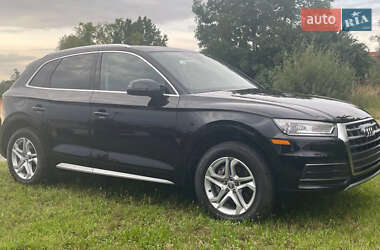 Внедорожник / Кроссовер Audi Q5 2019 в Львове