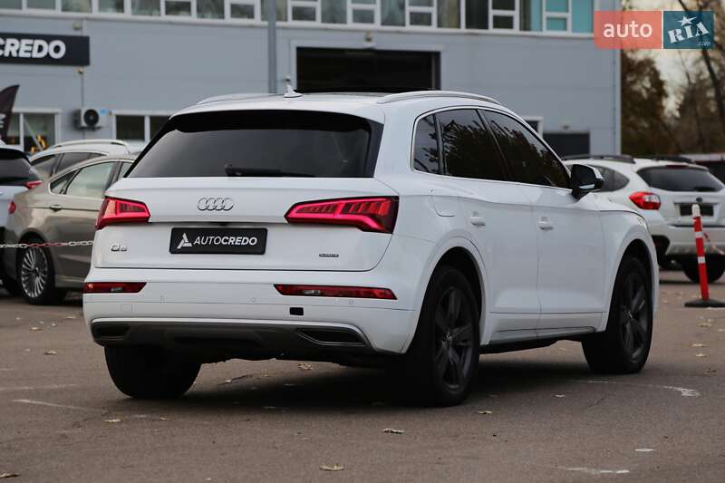 Позашляховик / Кросовер Audi Q5 2019 в Києві фото 8 Позашляховик / Кросовер Audi Q5 2019 в Києві