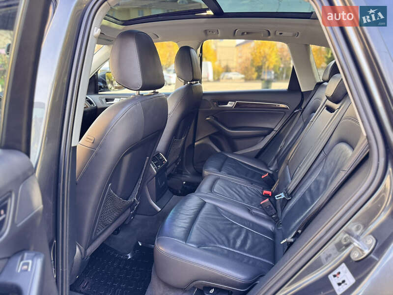 Позашляховик / Кросовер Audi Q5 2016 в Києві