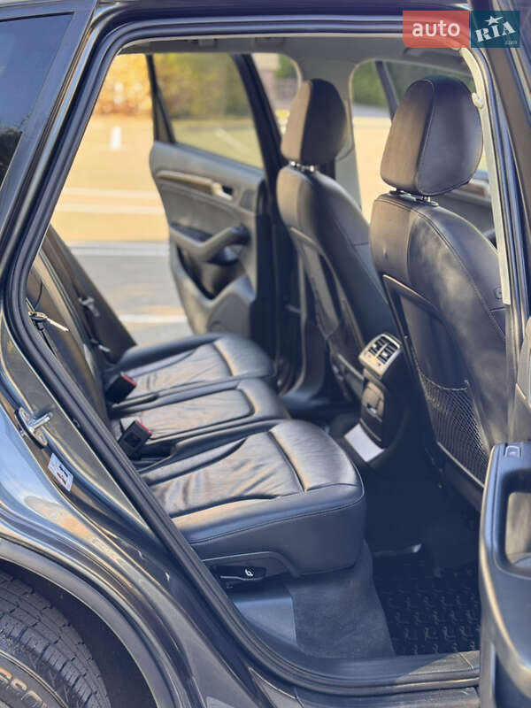 Позашляховик / Кросовер Audi Q5 2016 в Києві