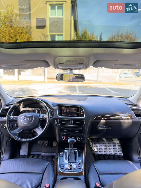 Позашляховик / Кросовер Audi Q5 2016 в Києві