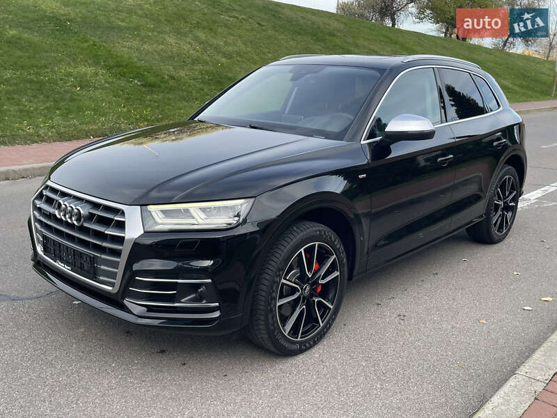 Позашляховик / Кросовер Audi Q5 2018 в Києві фото 3 Позашляховик / Кросовер Audi Q5 2018 в Києві