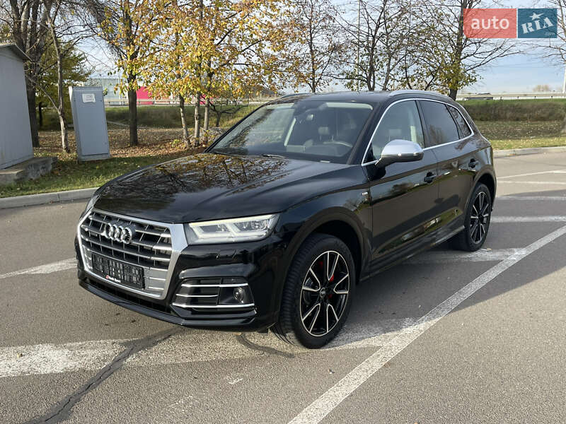 Позашляховик / Кросовер Audi Q5 2018 в Києві фото 20 Позашляховик / Кросовер Audi Q5 2018 в Києві