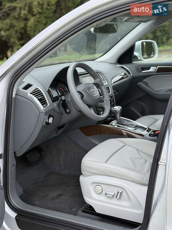 Внедорожник / Кроссовер Audi Q5 2013 в Дубно