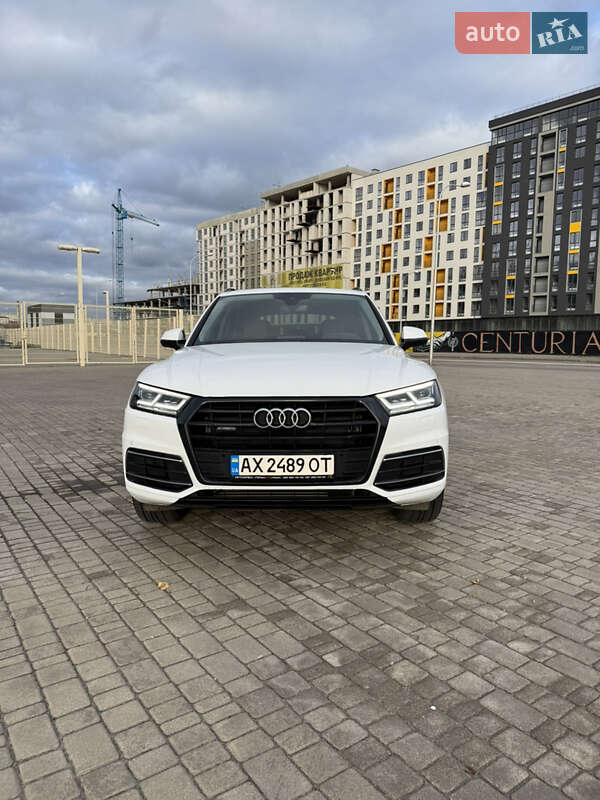 Позашляховик / Кросовер Audi Q5 2018 в Харкові