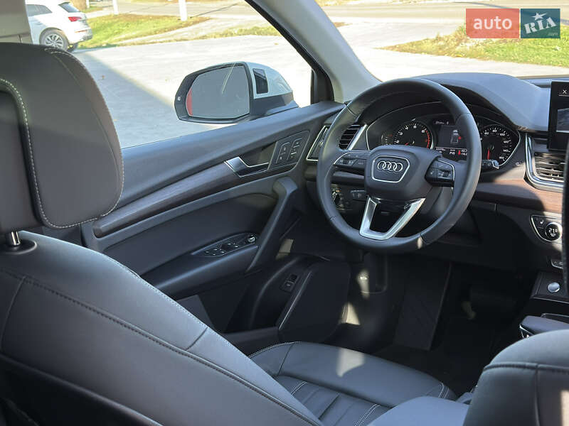 Позашляховик / Кросовер Audi Q5 2023 в Баришівка