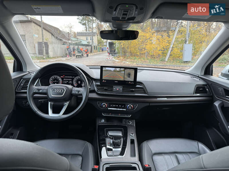 Внедорожник / Кроссовер Audi Q5 2022 в Киеве