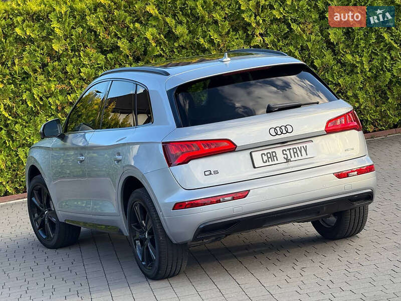 Позашляховик / Кросовер Audi Q5 2018 в Стрию
