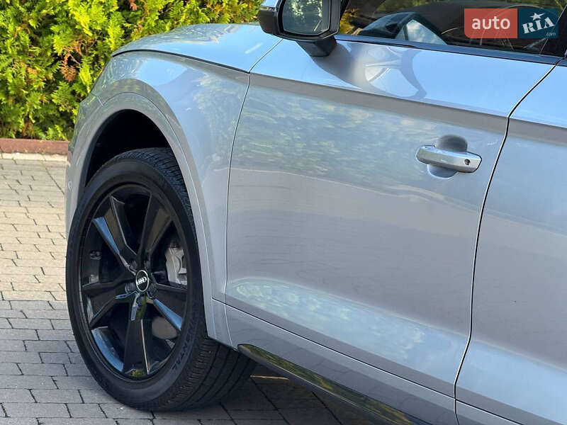 Позашляховик / Кросовер Audi Q5 2018 в Стрию