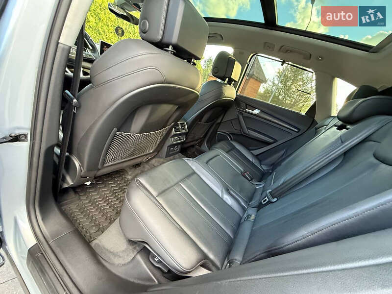 Позашляховик / Кросовер Audi Q5 2018 в Стрию