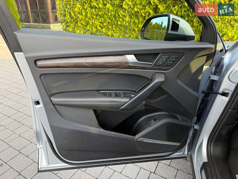 Позашляховик / Кросовер Audi Q5 2018 в Стрию