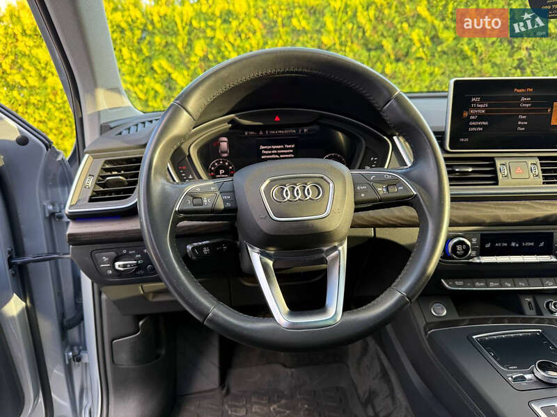 Позашляховик / Кросовер Audi Q5 2018 в Стрию