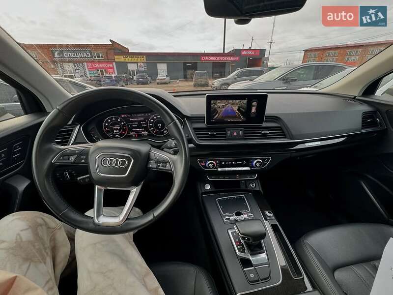 Внедорожник / Кроссовер Audi Q5 2018 в Ивано-Франковске