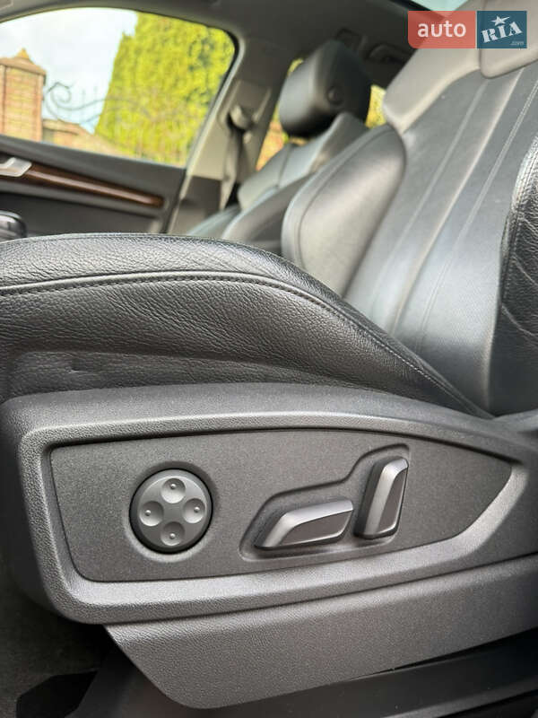 Позашляховик / Кросовер Audi Q5 2019 в Рівному