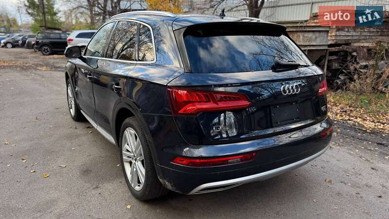 Позашляховик / Кросовер Audi Q5 2017 в Черкасах