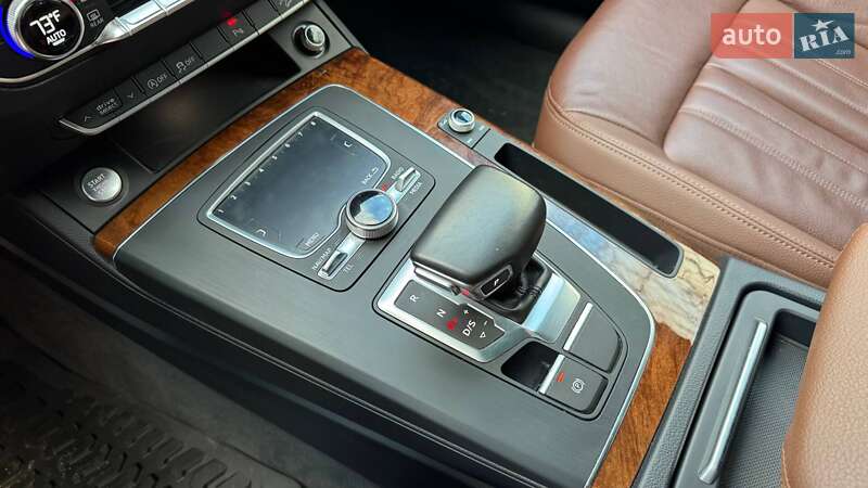 Позашляховик / Кросовер Audi Q5 2017 в Черкасах