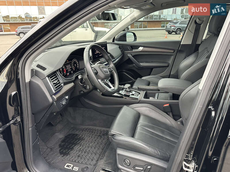 Позашляховик / Кросовер Audi Q5 2021 в Києві фото 20 Позашляховик / Кросовер Audi Q5 2021 в Києві