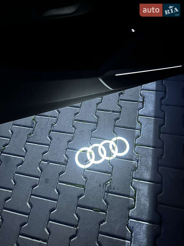 Позашляховик / Кросовер Audi Q5 2021 в Києві фото 45 Позашляховик / Кросовер Audi Q5 2021 в Києві