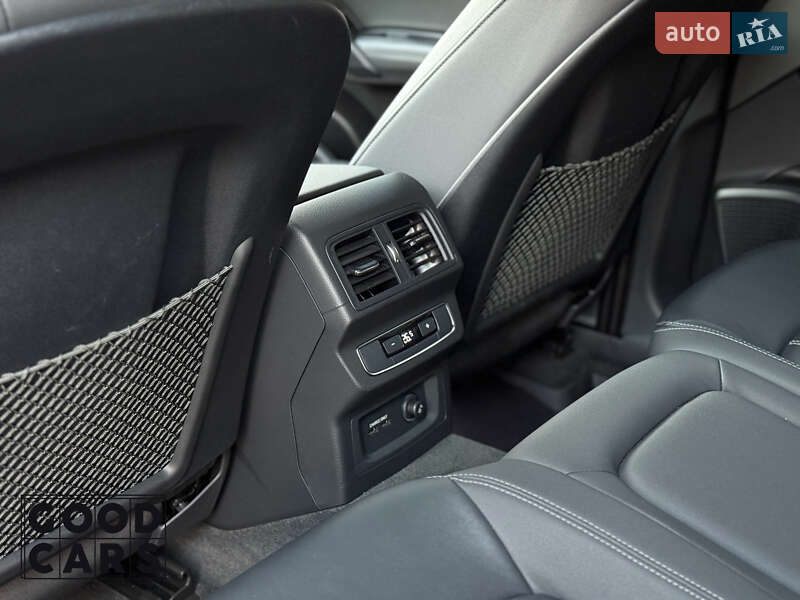 Позашляховик / Кросовер Audi Q5 2020 в Одесі