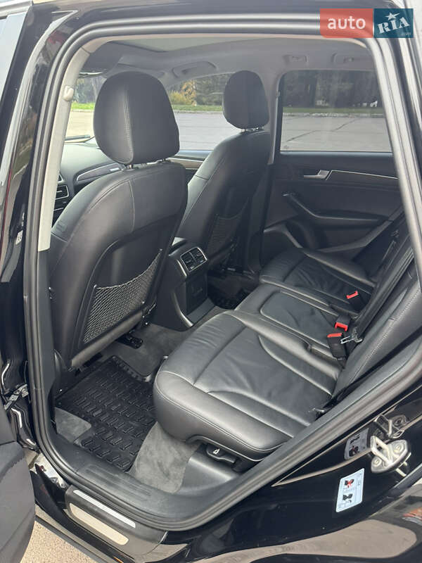 Внедорожник / Кроссовер Audi Q5 2015 в Ровно фото 25 Внедорожник / Кроссовер Audi Q5 2015 в Ровно