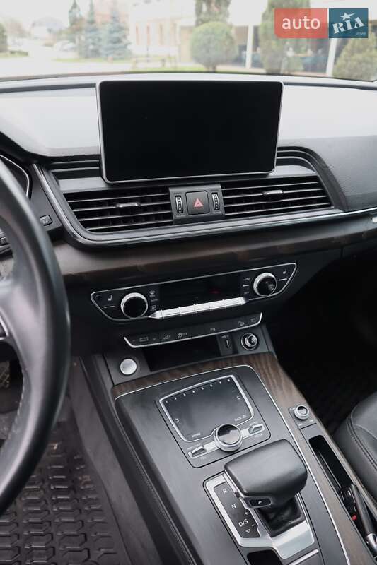 Внедорожник / Кроссовер Audi Q5 2019 в Ивано-Франковске