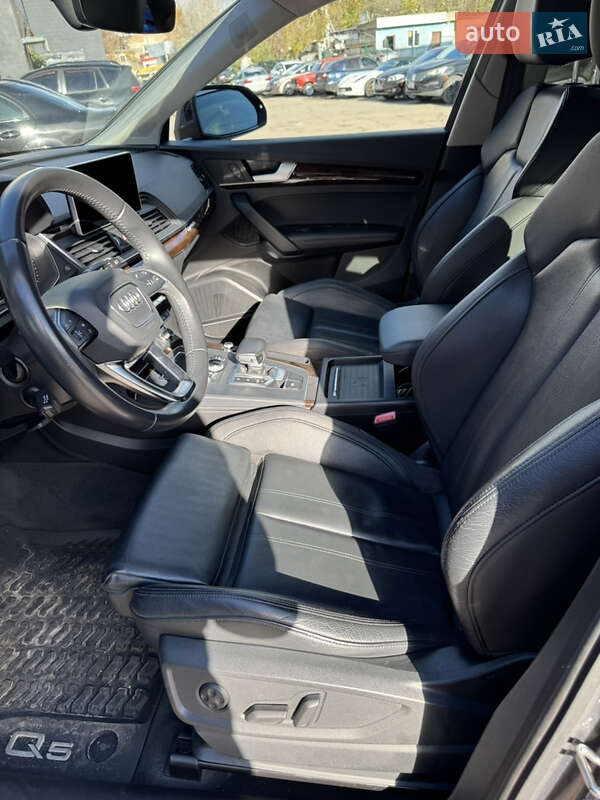 Позашляховик / Кросовер Audi Q5 2019 в Києві фото 21 Позашляховик / Кросовер Audi Q5 2019 в Києві