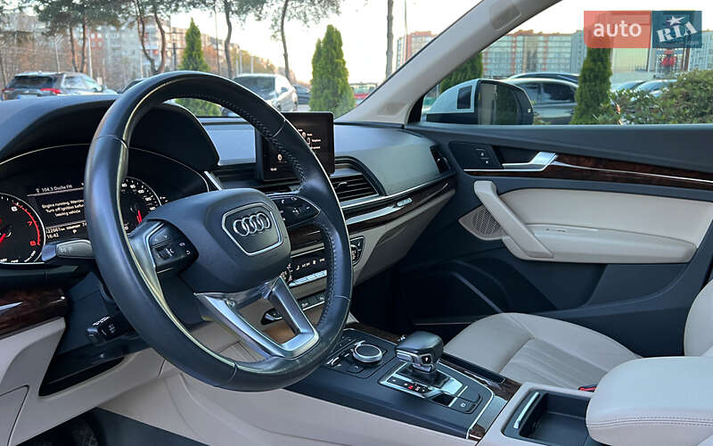 Позашляховик / Кросовер Audi Q5 2017 в Львові фото 10 Позашляховик / Кросовер Audi Q5 2017 в Львові