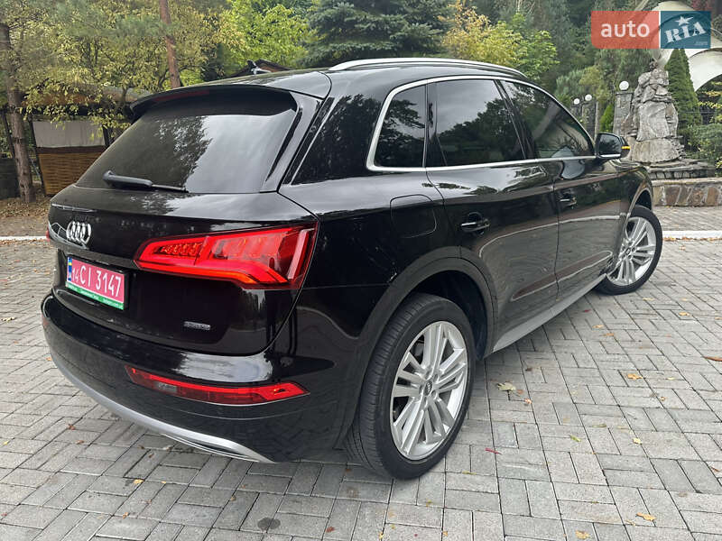 Позашляховик / Кросовер Audi Q5 2019 в Києві фото 19 Позашляховик / Кросовер Audi Q5 2019 в Києві