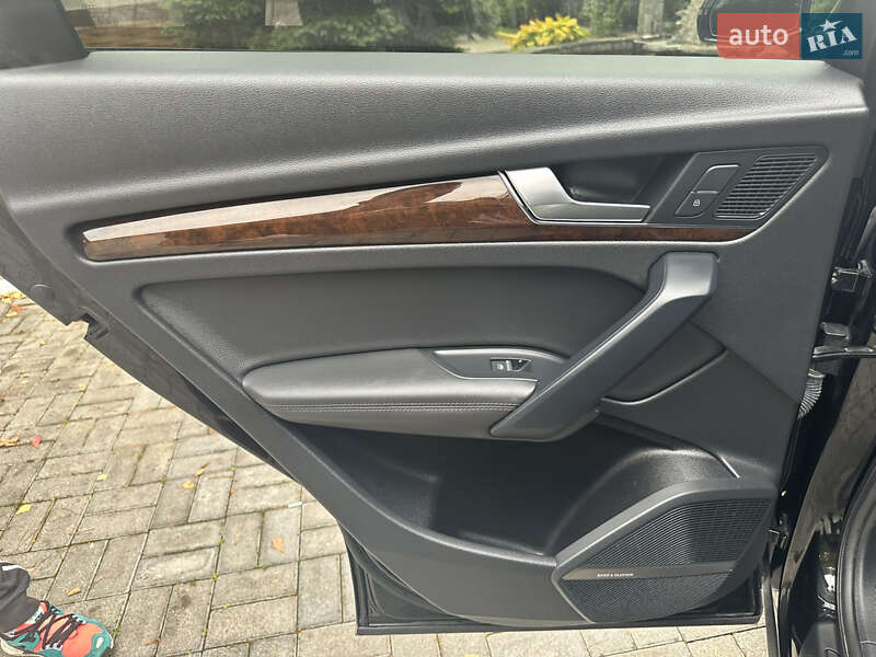 Позашляховик / Кросовер Audi Q5 2019 в Києві фото 48 Позашляховик / Кросовер Audi Q5 2019 в Києві