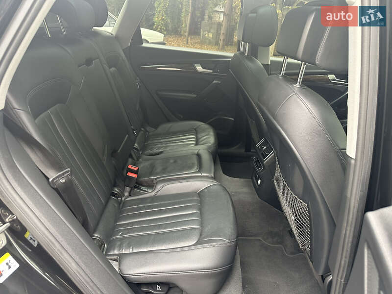 Позашляховик / Кросовер Audi Q5 2019 в Києві фото 50 Позашляховик / Кросовер Audi Q5 2019 в Києві