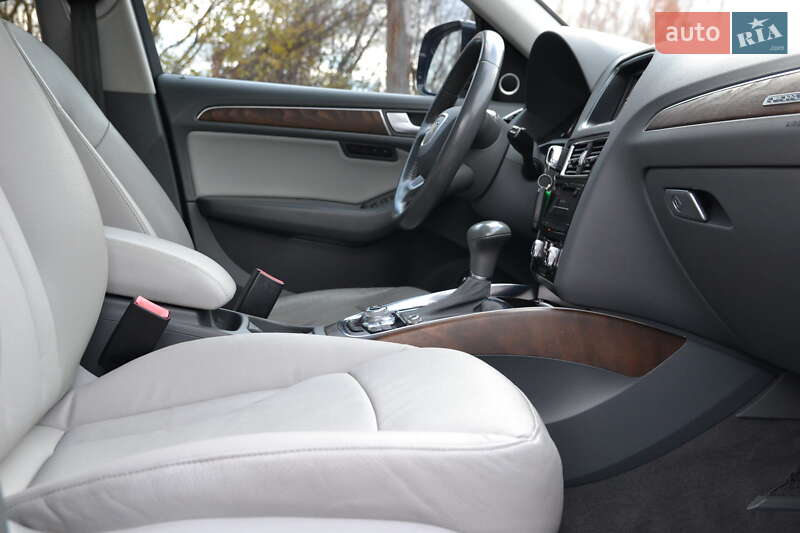 Внедорожник / Кроссовер Audi Q5 2014 в Луцке