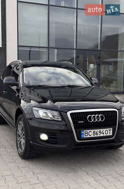 Внедорожник / Кроссовер Audi Q5 2010 в Хусте